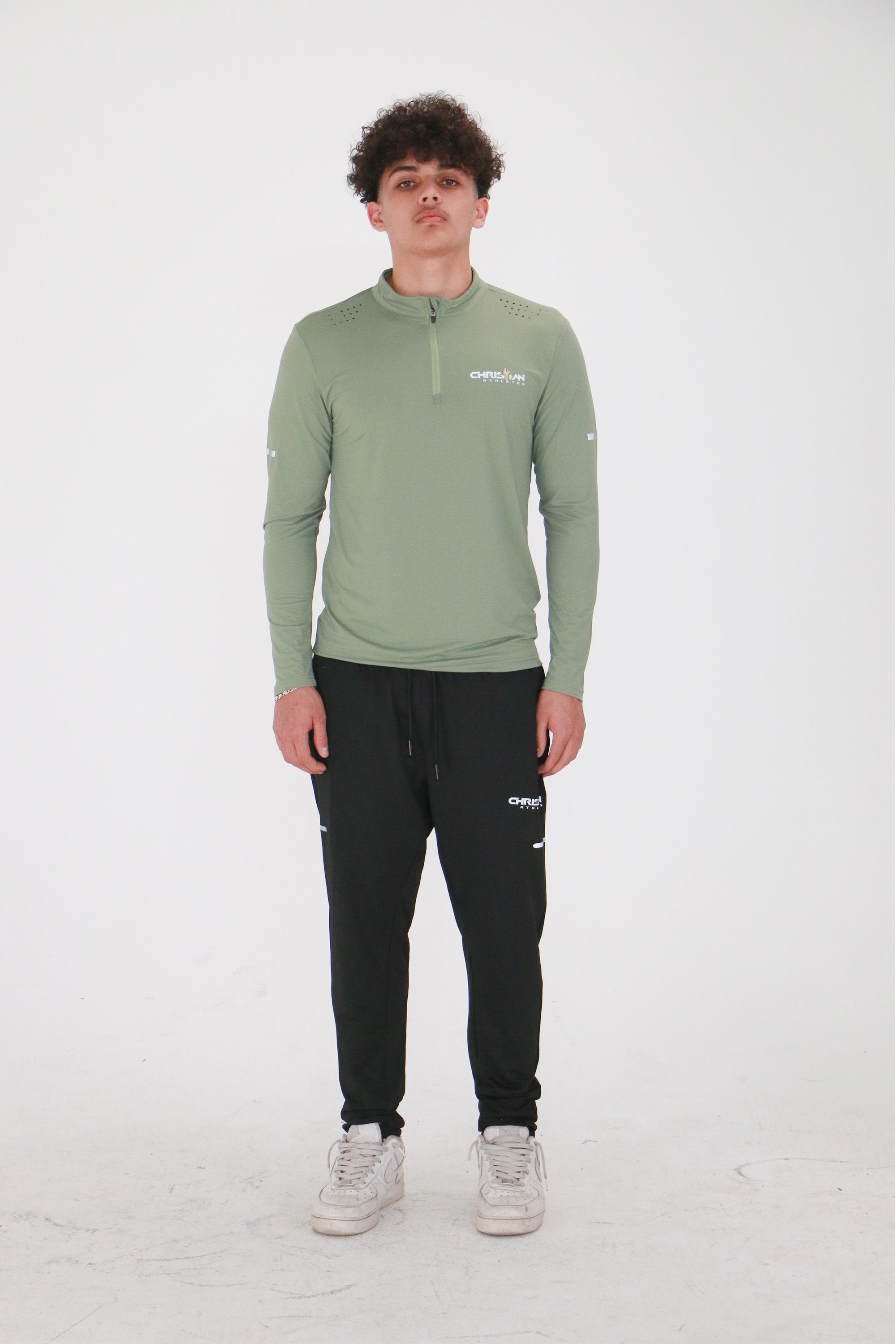 Image of Men's Performance 1/4 Zip Long Sleeve Shirt Seafoam Green